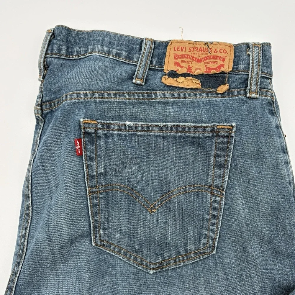 Levi's 559 Men's Jeans 42x30 Blue Denim Relaxed Straight Fit Wash 00559-0733